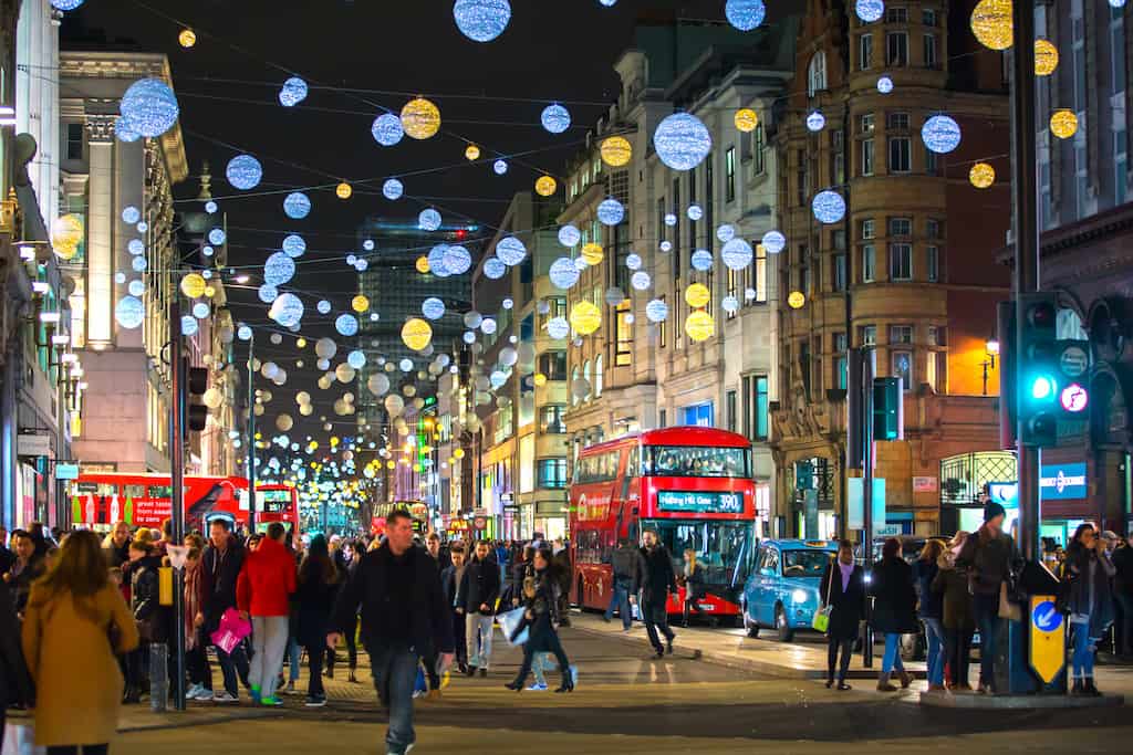 Christmas shopping in Oxford Street