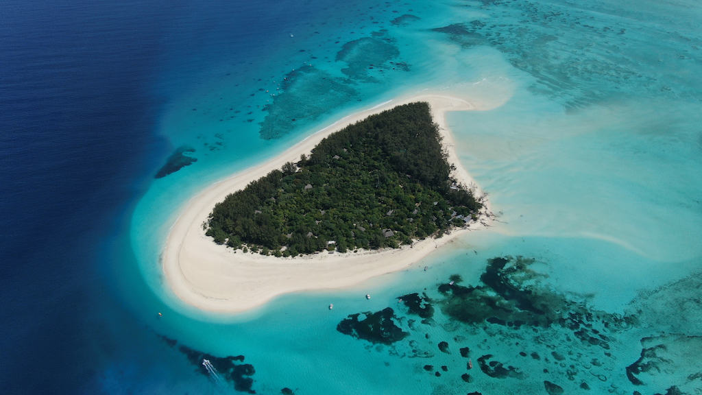 beautiful Mnemba Island – Zanzibar