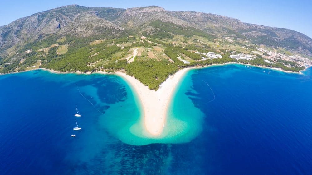 Spiaggia di Zlatni Rat Croazia