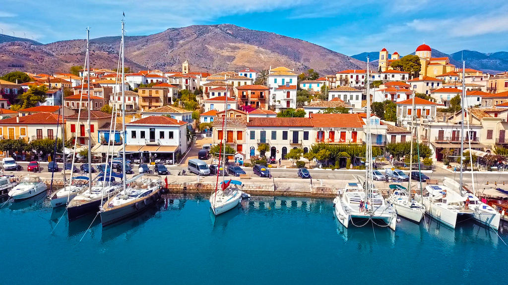 Top 10 of the prettiest unspoilt villages in Greece