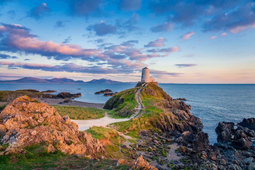 wales places to visit in summer