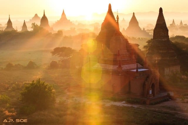 2-Bagan_A-P-Soe_Luminous-Journeys-photo-tours