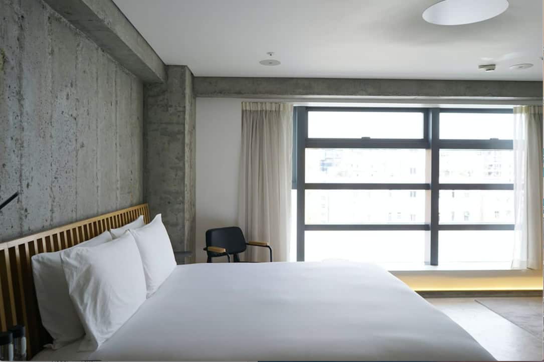 A view of the bedroom of TUVE hotel in Hong Kong