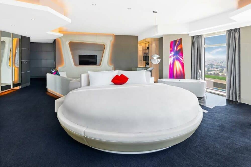 Instagrammable hotel Dubai