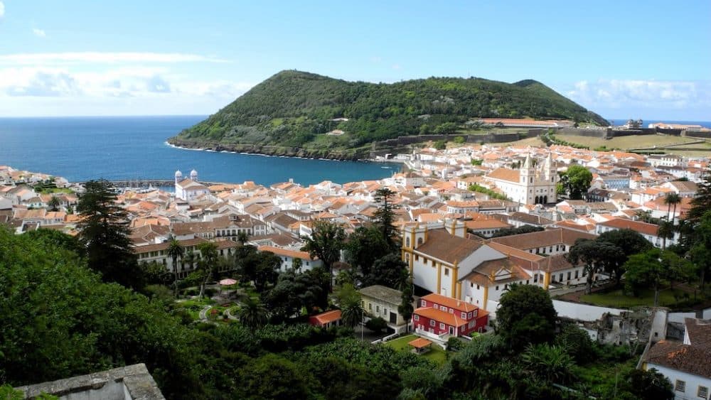 Angra do Heroísmo - stunning regions of the Azores