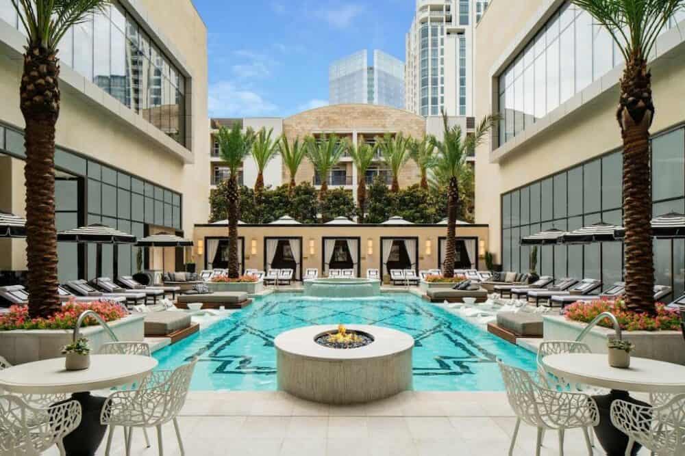 Unique hotel in Houston