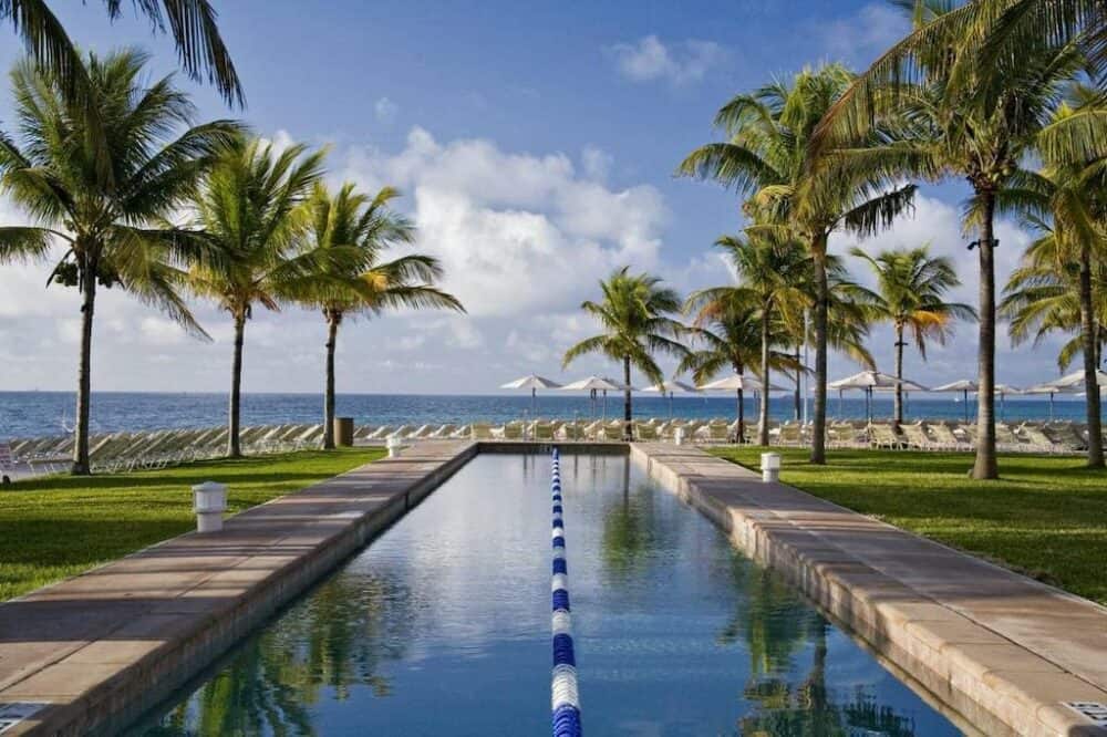 Lighthouse Pointe at Grand Lucayan