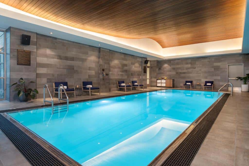 The Duniway Portland - A Hilton Hotel indoor pool - Portland