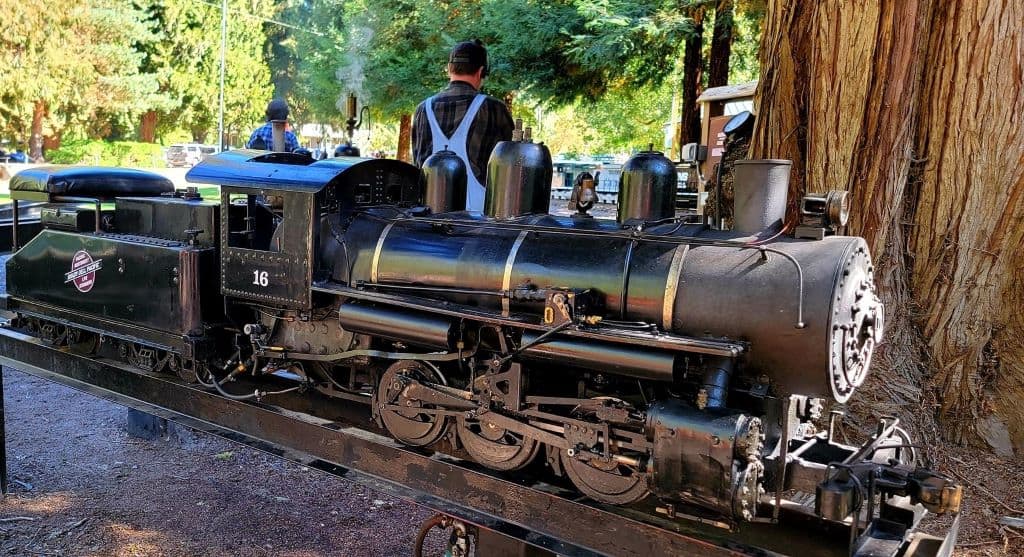 Pacific Northwest Live Steamers - Oregon