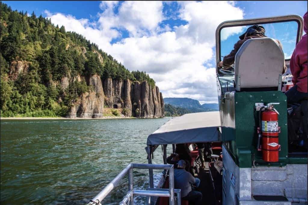 Columbia Gorge and Bigfoot Jet Boat Adventure Portland