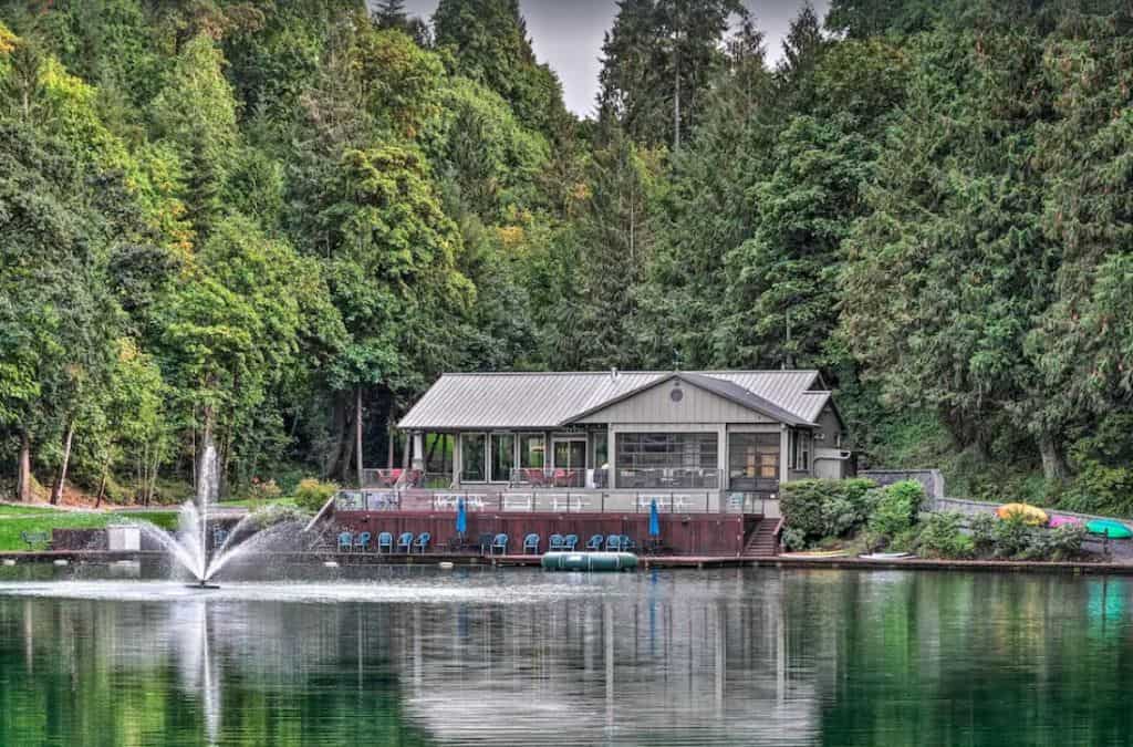 NEW! Luxurious Waterfront Retreat with Private Pond! - Washington