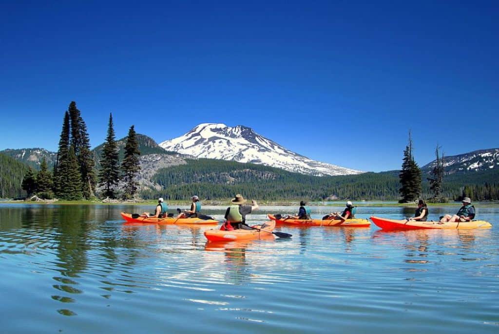 Bend Half Day Cascades Lakes Kayak Tour - Oregon