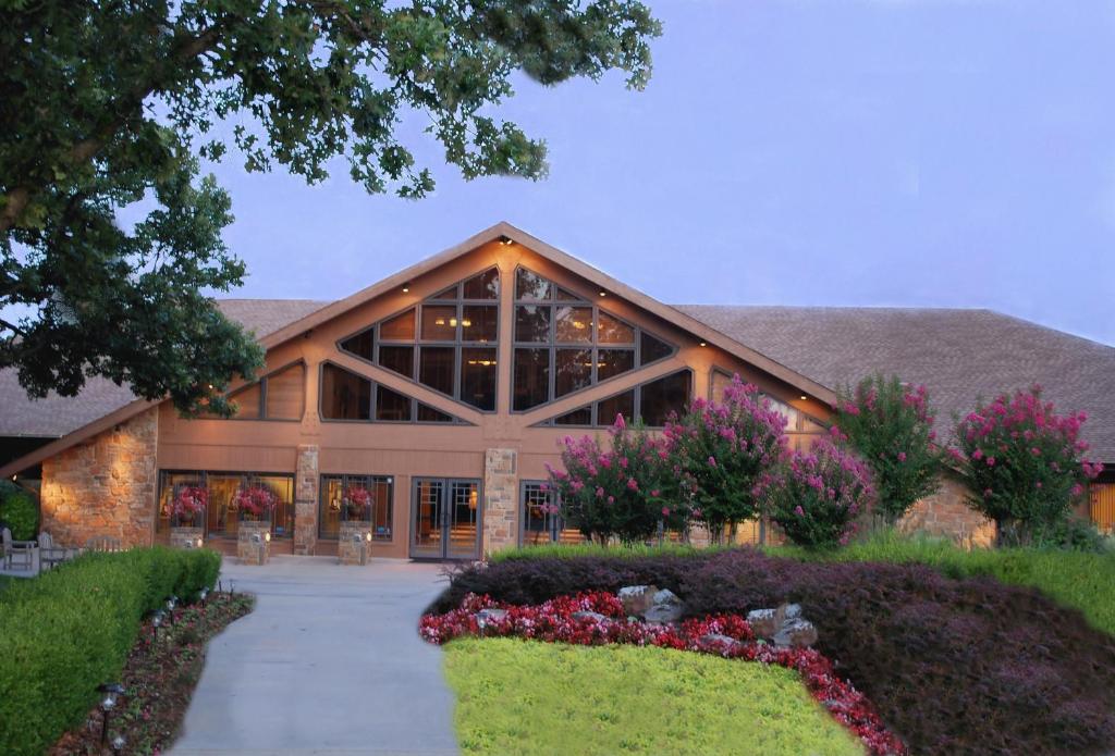 POSTOAK Lodge and Retreat - Tulsa