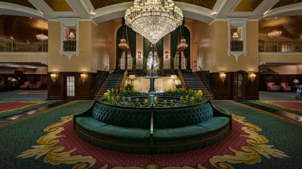 Amway Grand Plaza Hotel, Curio Collection by Hilton - Grand Rapids - MI1