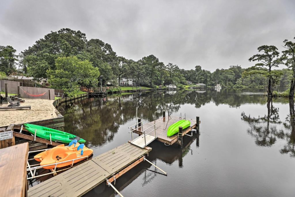 Cottage with Patio and Shared Waterfront Perks! - New Bern - NC