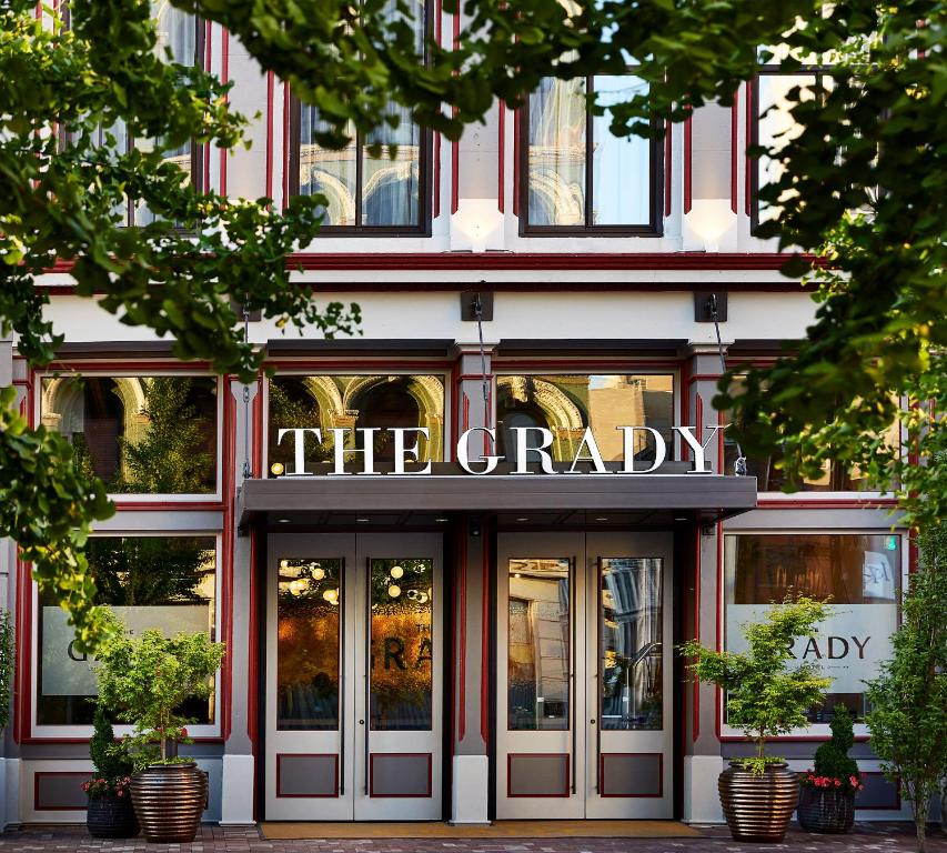 The Grady Hotel - Louisville - KY