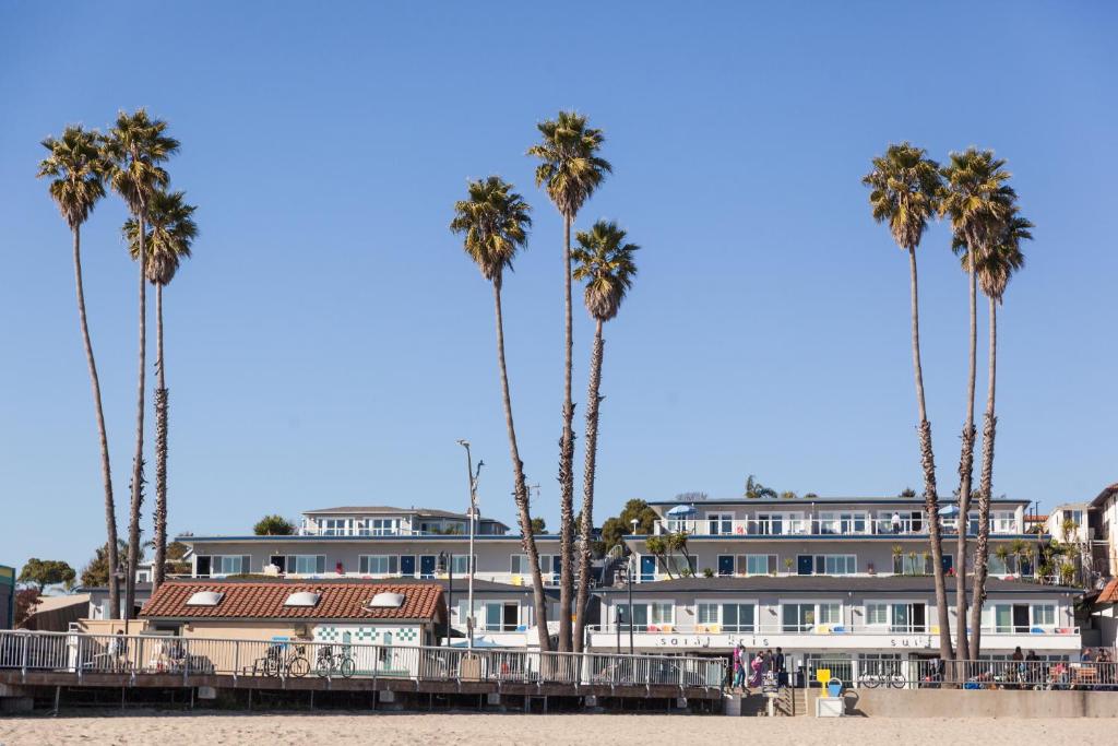 Beach Street Inn and Suites - Santa Cruz - CA