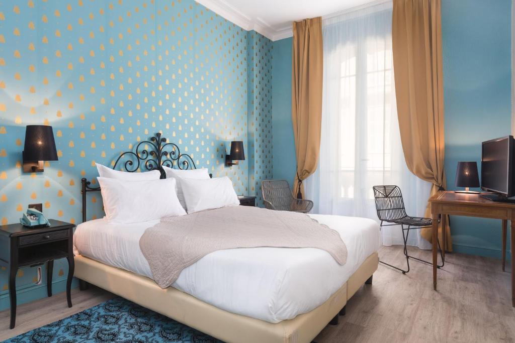 Hotel Le Grimaldi by Happyculture - a unique hotel that provides individually decorated rooms in Nice1