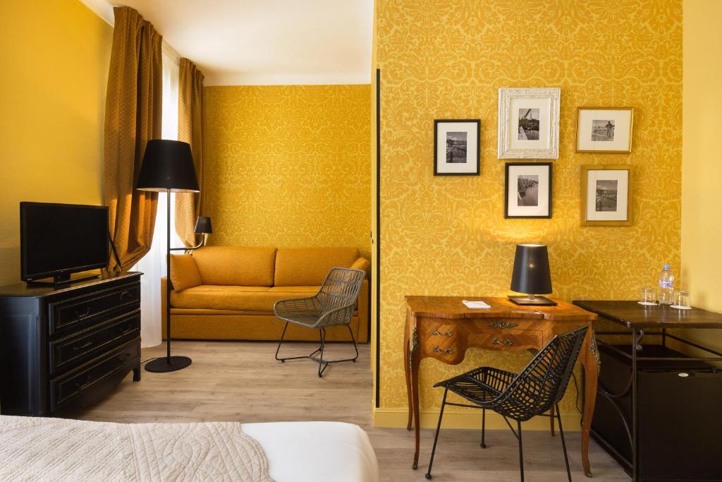 Hotel Le Grimaldi by Happyculture - a unique hotel that provides individually decorated rooms in Nice2
