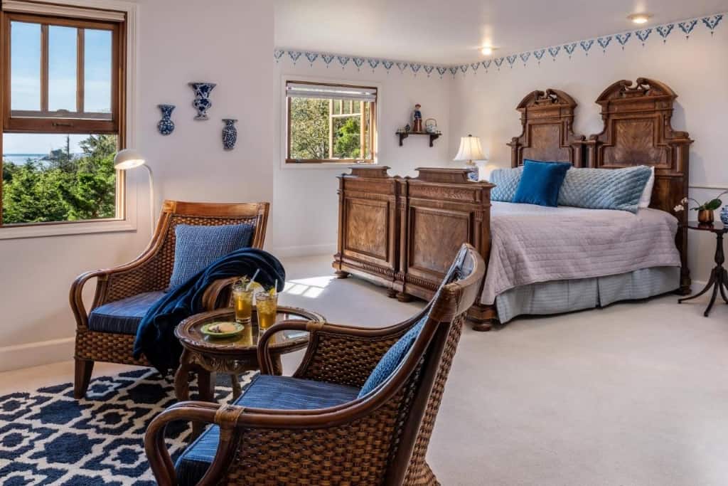 Arch Cape Inn and Retreat - a unique, French-style, elegant, boutique accommodation ideal for a couples romantic getaway