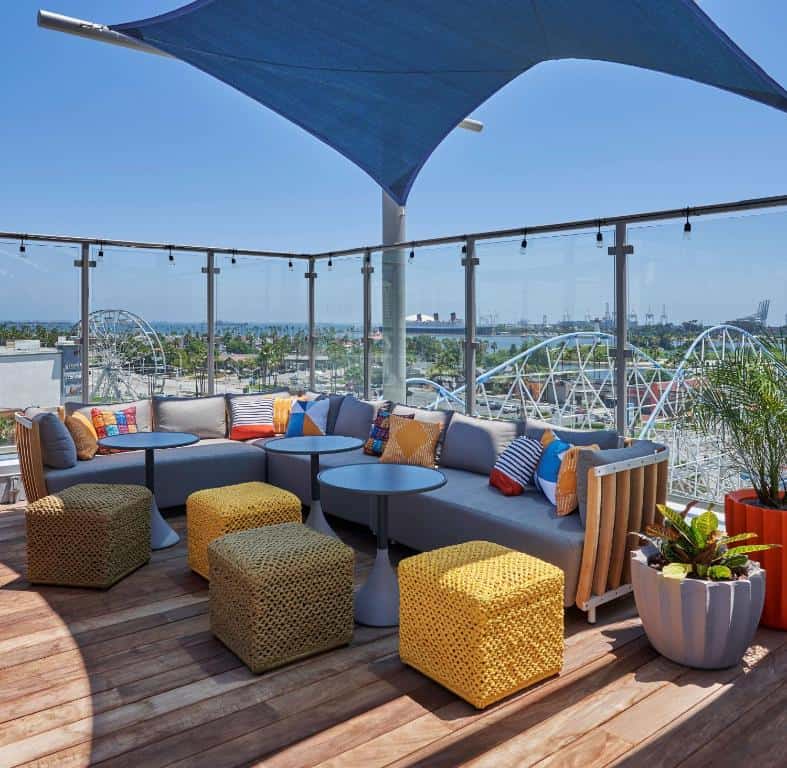 Hyatt Centric the Pike Long Beach - easily one of the coolest hotels to stay in Long Beach perfect for Millennials and Gen Zs2
