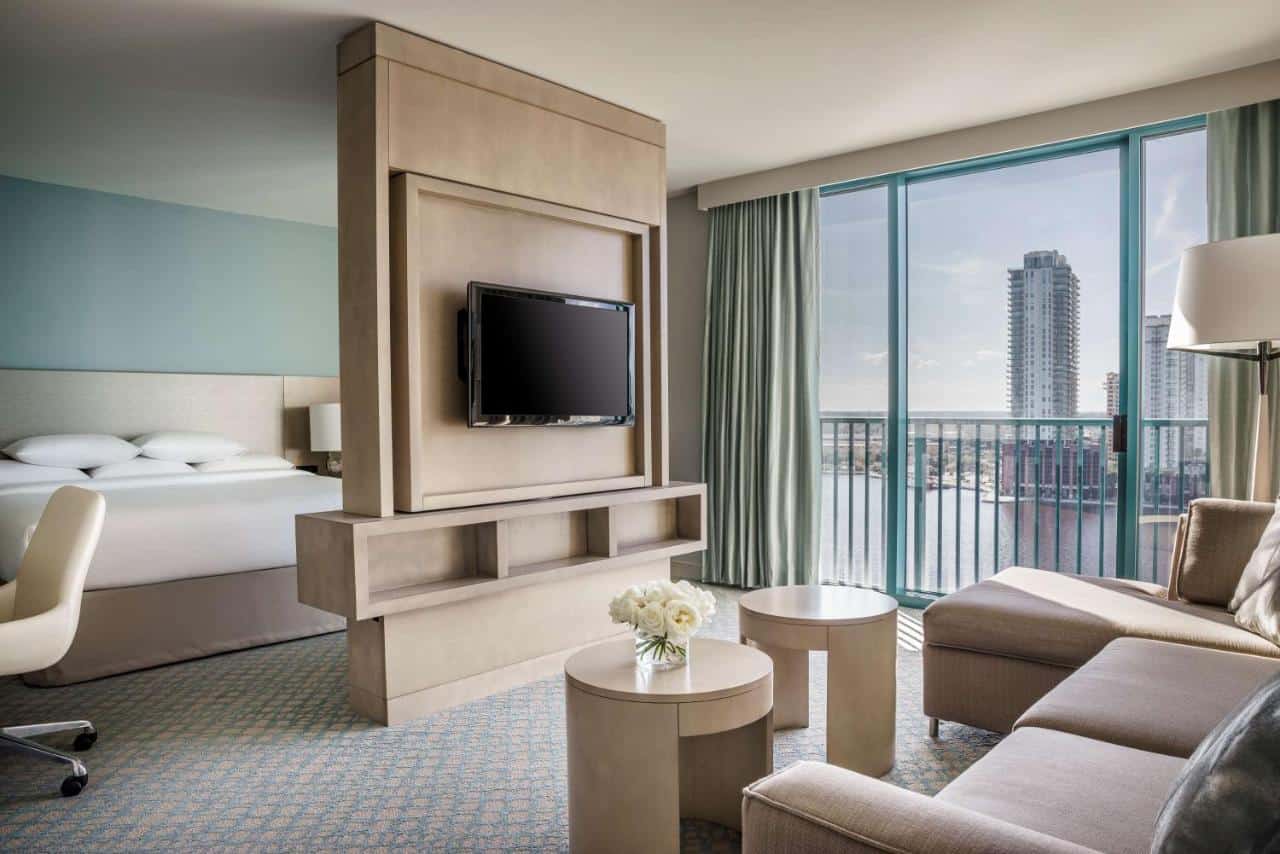Hyatt Regency Jacksonville Riverfront - a modern hotel1