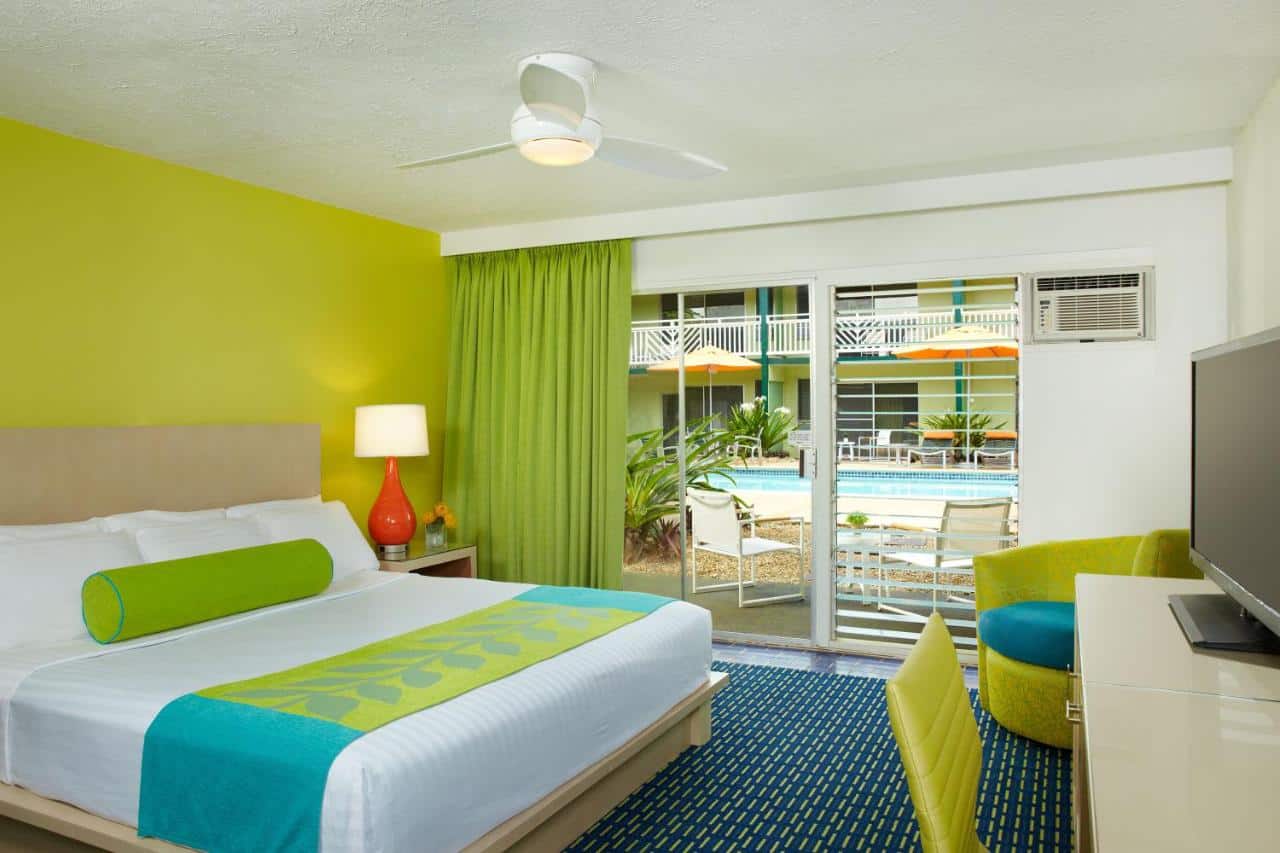 Kauai Shores Hotel - an exotic hotel located1