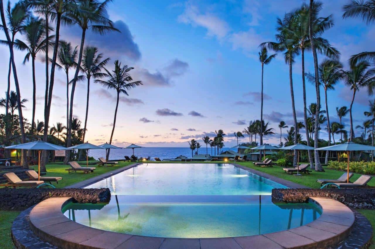 Party hotel in Maui