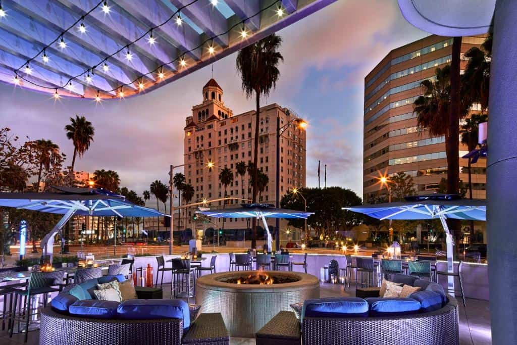 Renaissance Long Beach Hotel - a cool artistic and urban hotel