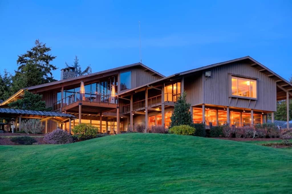 A large lawn view in front of Salishan Coastal Lodge at Oregon Coast