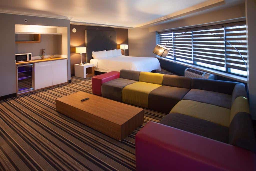 The Hotel Huntington Beach - a contemporary and cozy hotel1