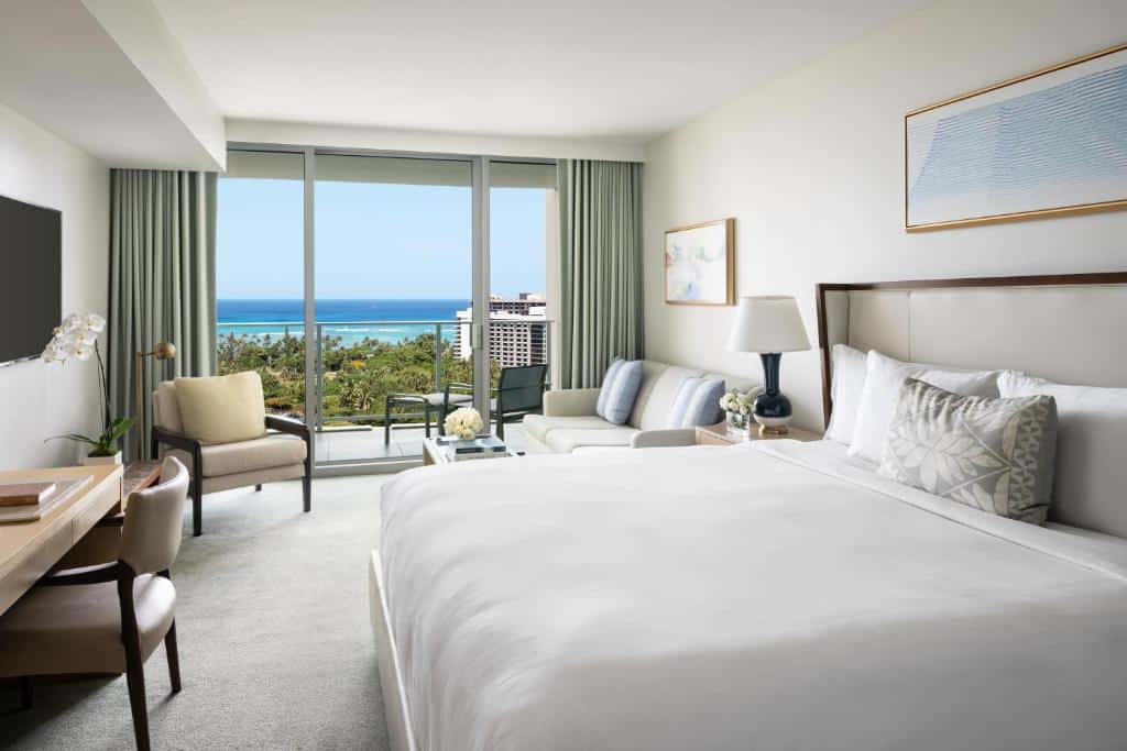 The Ritz-Carlton Residences, Waikiki Beach Hotel - one of the most distinctive aparthotels in Honolulu2