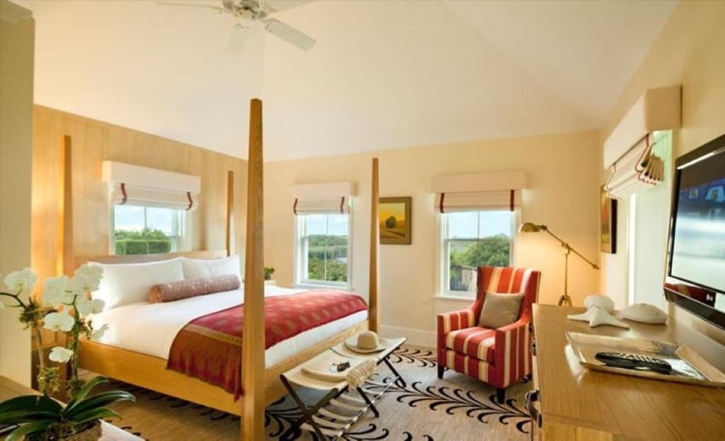 White Elephant Hotel - an upscale, chic boutique hotel featuring an on-site spa and oceanfront view