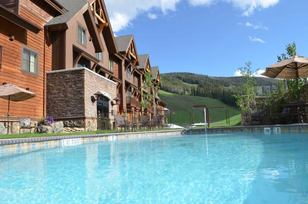 Ski resort studio accommodation - Big Sky Village Center Resort, Montana