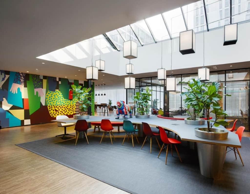 CitizenM Rotterdam - a new, stylish and contemporary hotel located perfectly to experience the best of the city