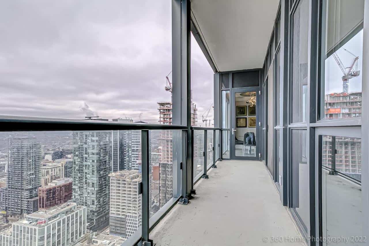 Cool apartment in Toronto