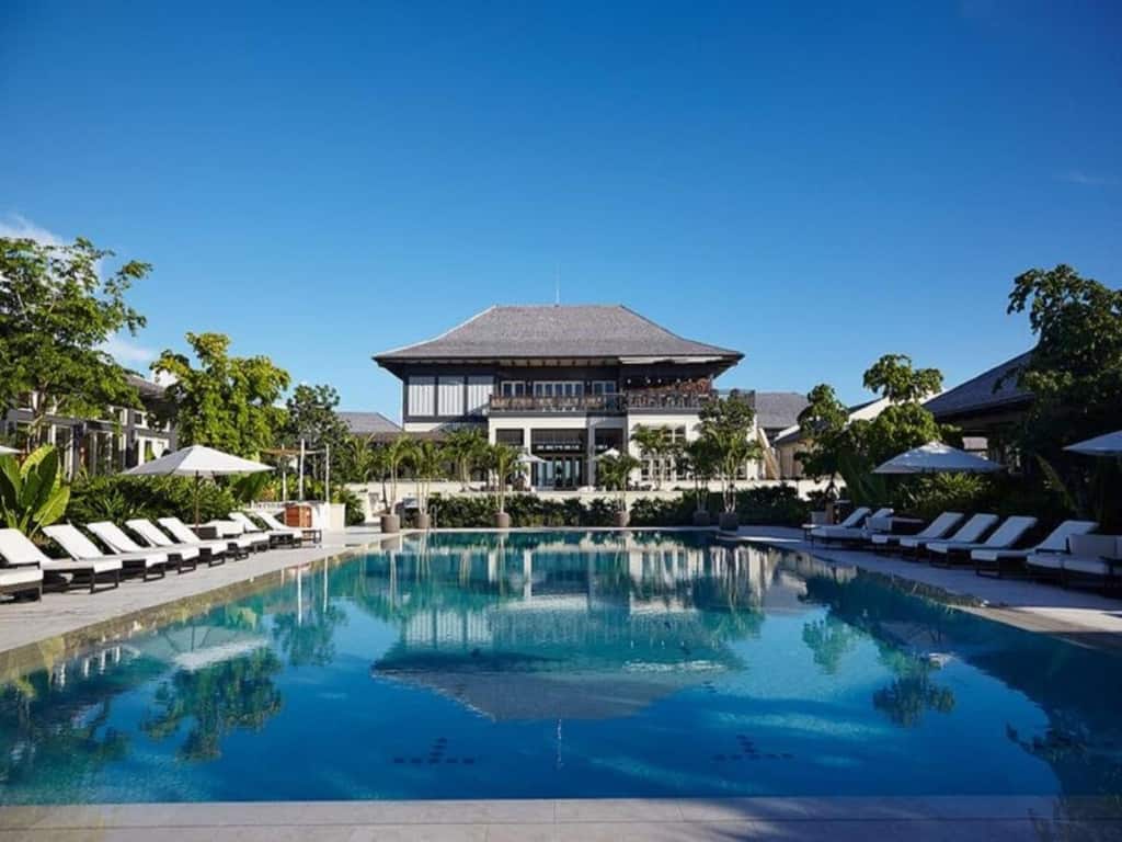 The Island House - a contemporary, hip boutique hotel nestled away amongst a palm-studded private estate