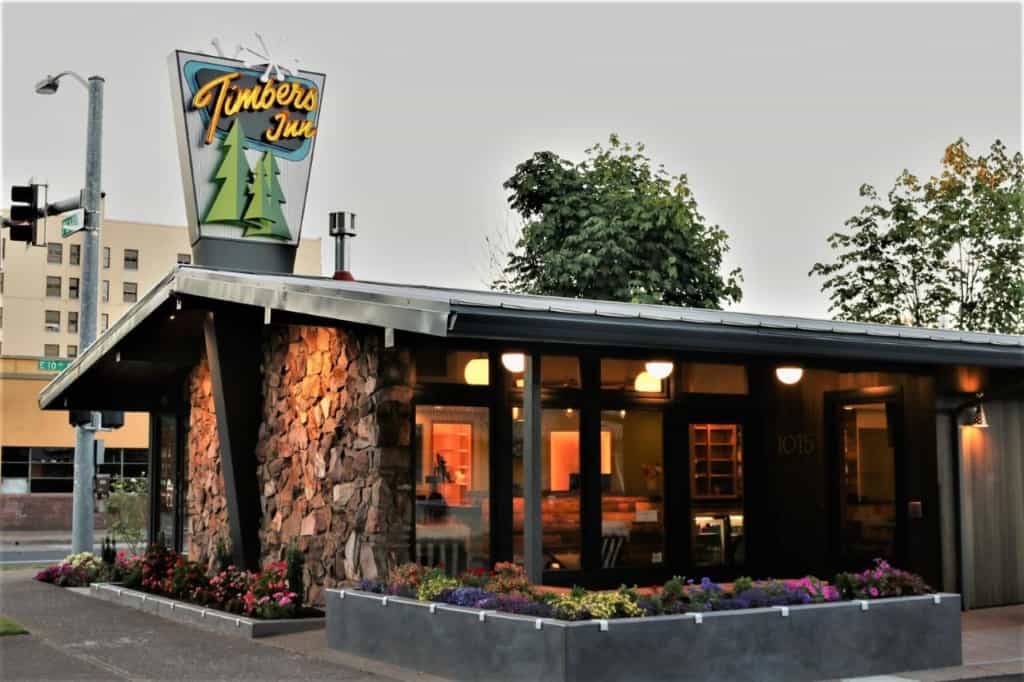 Timbers Motel - a newly renovated, unique and charming accommodation perfectly located in the heart of downtown Eugene