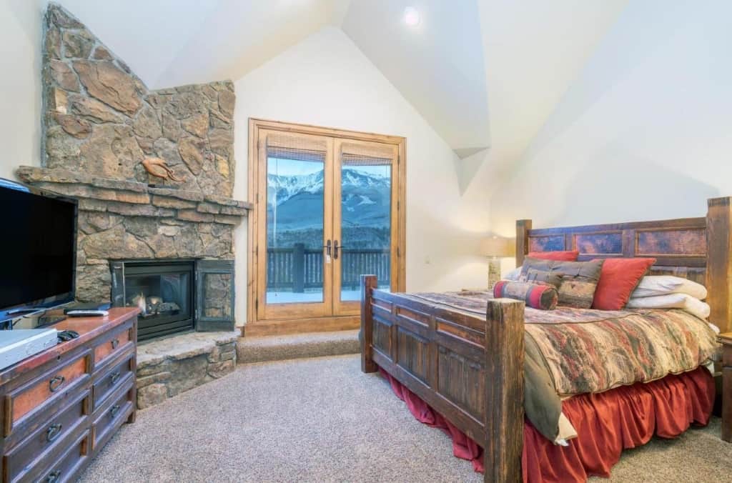 Adams Ranch Rd - 249 - a rustic, charming and quiet accommodation in close proximity to the center of Telluride