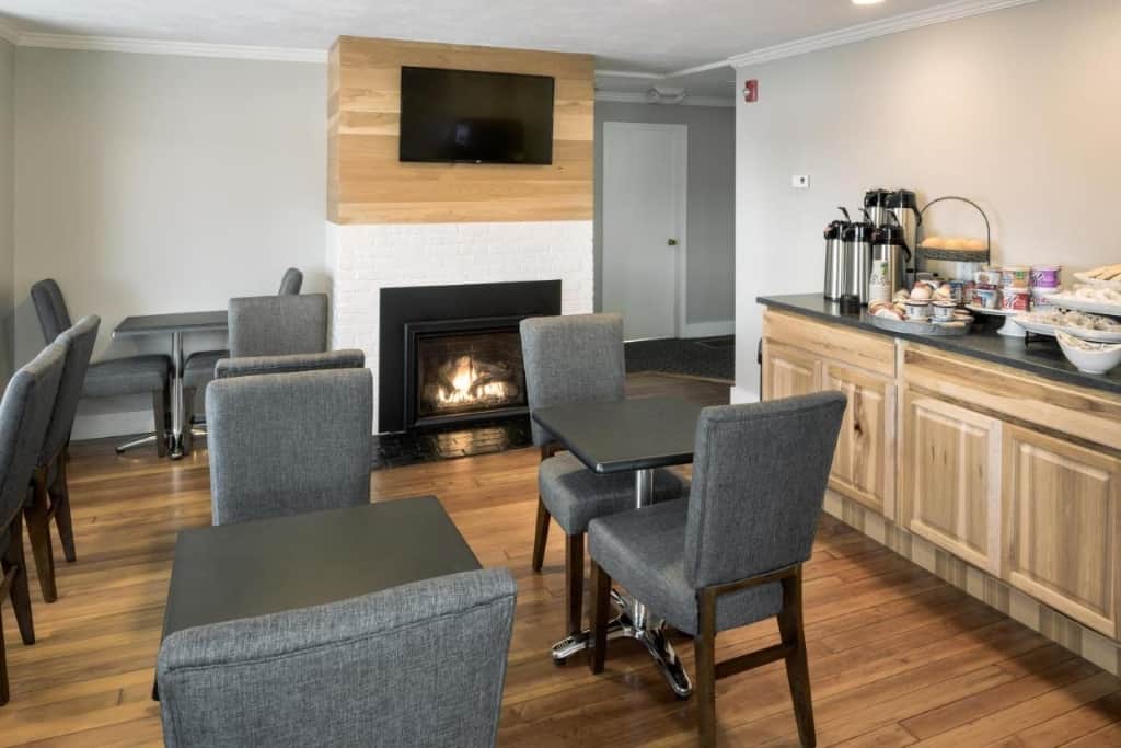 Center Harbor Inn - an upscale, rustic-chic boutique accommodation perfect for Millennials and Gen Zs who love the outdoors