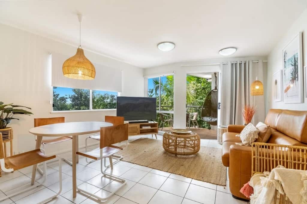 Eco Beach Resort - a beach-chic, modern and stylish accommodation located in the heart of Byron Bay's nightlife, perfect for partying Millennials and Gen Zs