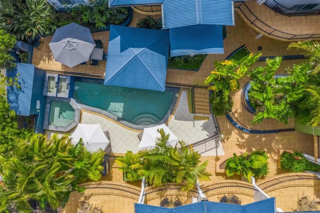 Eco Beach Resort - a beach-chic, modern and stylish accommodation located in the heart of Byron Bay's nightlife, perfect for partying Millennials and Gen Zs