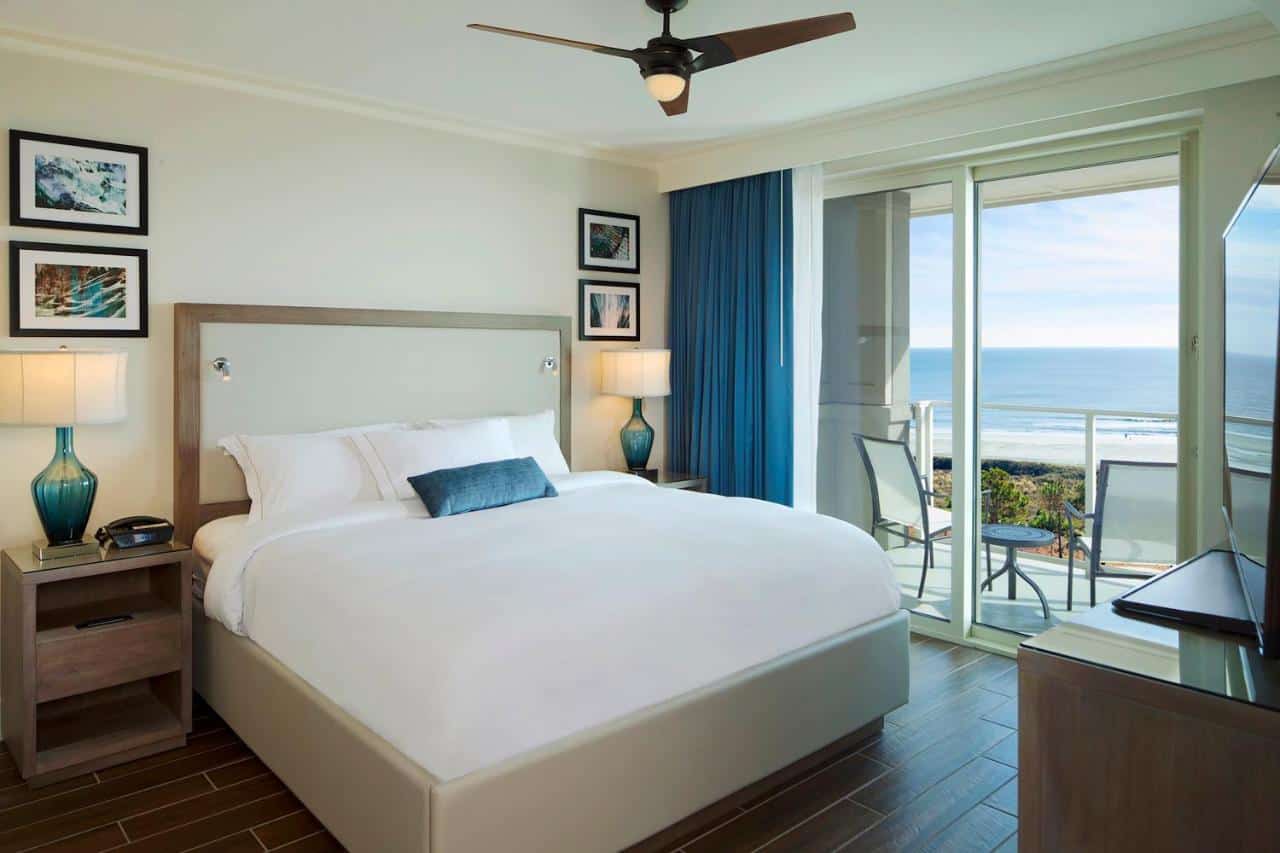 Hilton Grand Vacations Club Ocean Oak Resort Hilton Head - a refined resort1