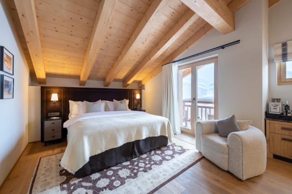 Hôtel de Verbier - a newly renovated, trendy and upscale hotel featuring a wellness center, sauna and hot tub
