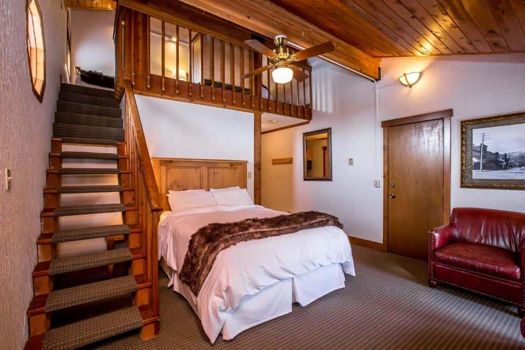 Kandahar Lodge at Whitefish Mountain Resort - cosy accommodation in Montana