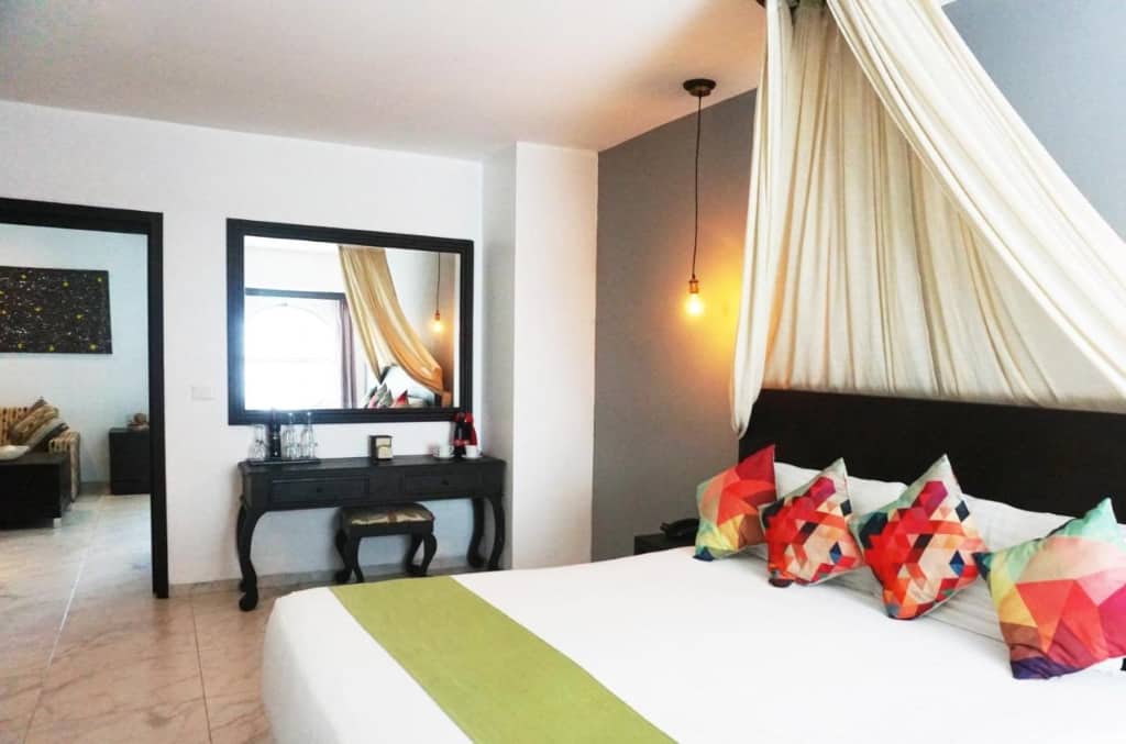 Soho Playa Hotel - one of the first urban hotels in Playa del Carmen providing guests with an elegant, charming and cool stay