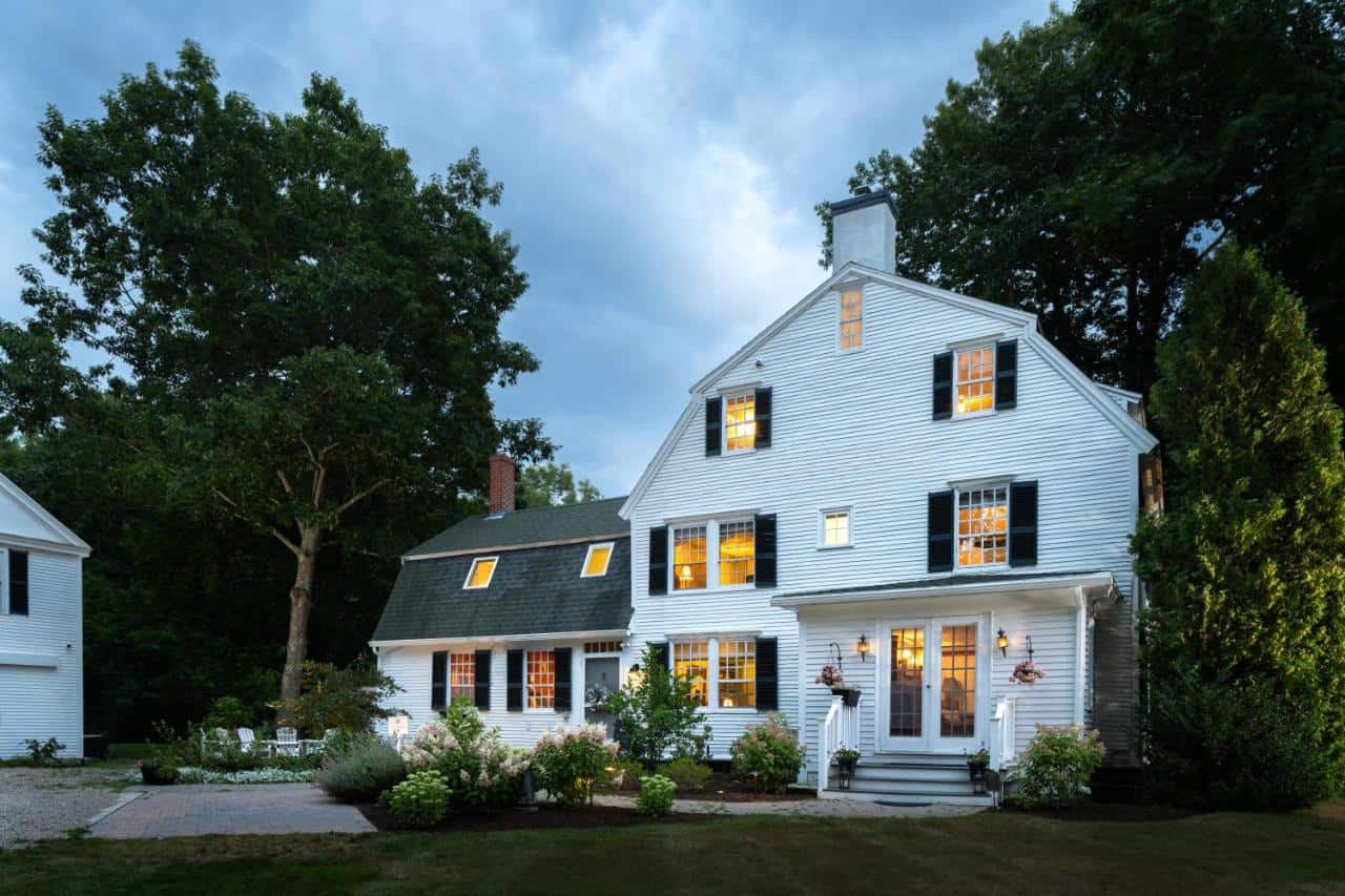 Waldo Emerson Inn - an unique place to stay in Kennebunkport
