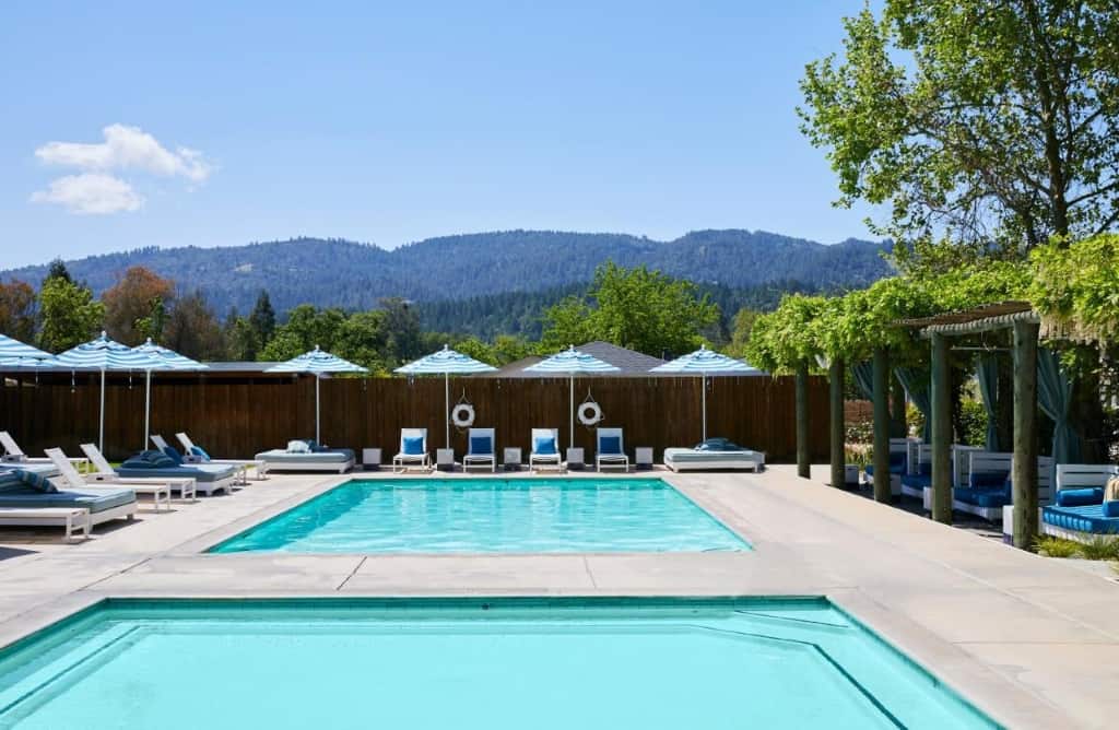 Calistoga Motor Lodge and Spa - a retro, hip and unique boutique hotel perfect for Millennials and Gen Zs