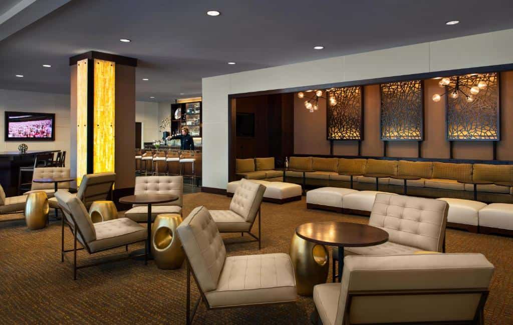The Lincoln Marriott Cornhusker Hotel - a lux hotel in a central location