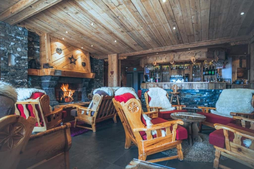Le Sherpa - a traditional, charming chalet-style hotel where guests can experience a 5-course dinner filled with gourmet delicacies 